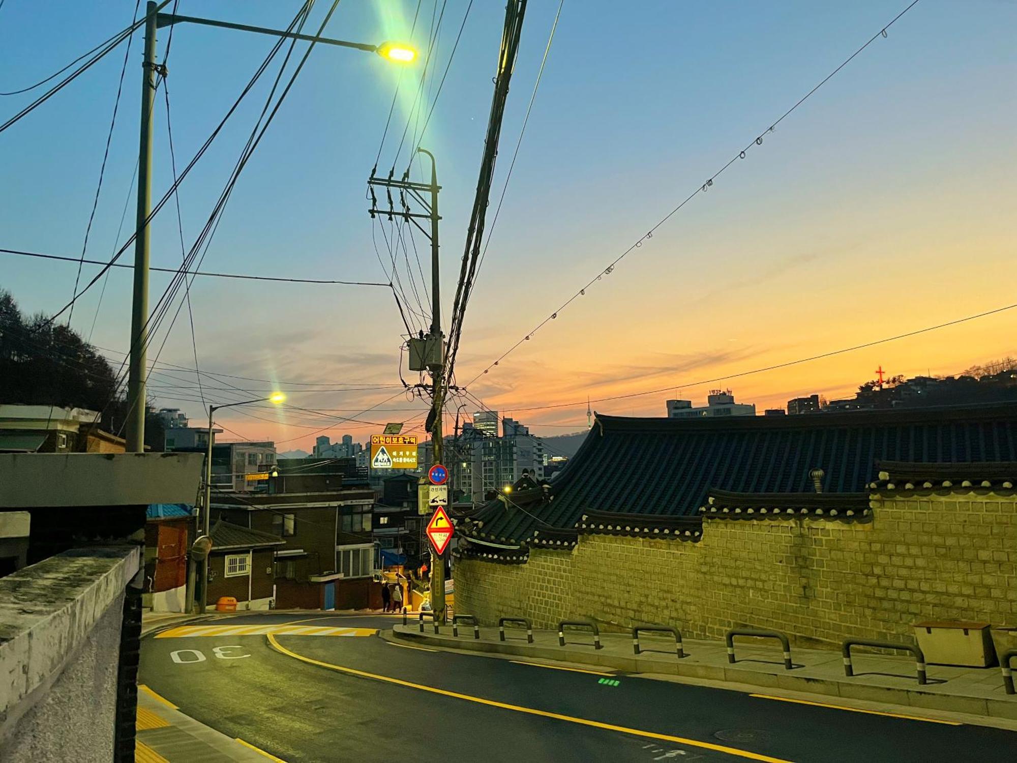 Jongno 03 *